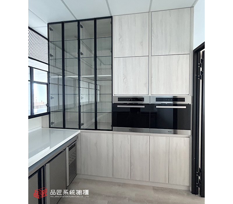 鋁框門樣式圖